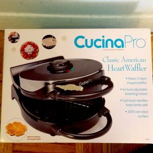 Never used heart shaped waffle maker